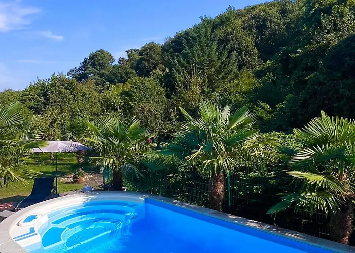 Privates Ferienhaus Mit Pool & Whirlpool Zentral In Bad Duerkheim