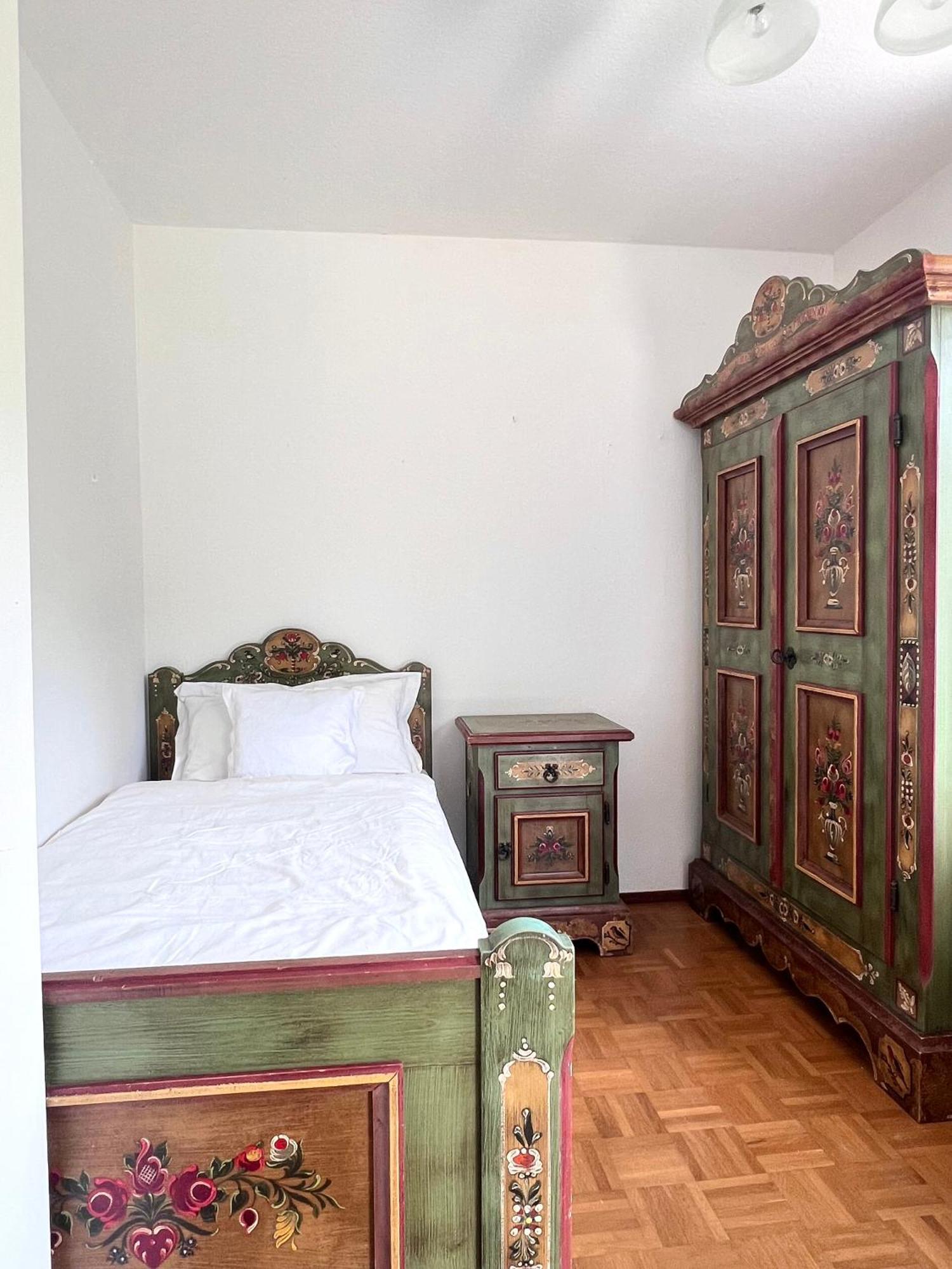 Ferienhaus Privates Mit Pool & Whirlpool Zentral In